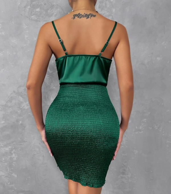 Vestido Corto Verde Satin - Imagen 2