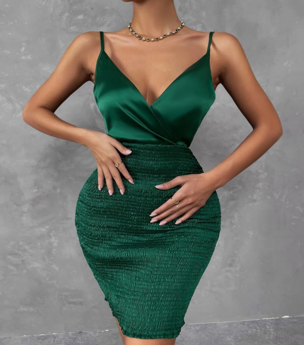 Vestido Corto Verde Satin - Imagen 3