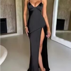 Vestido negro espalda descubierta