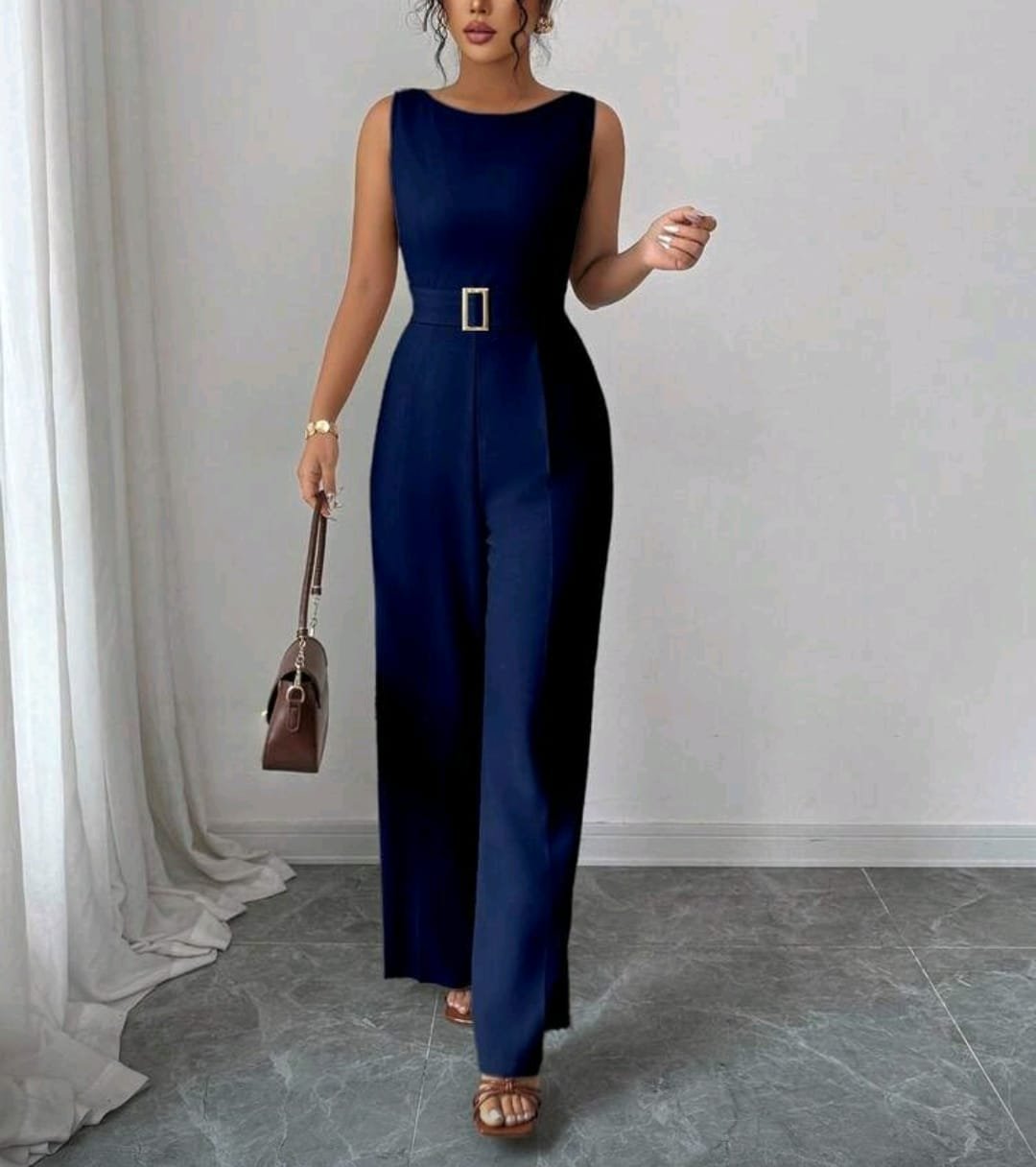 Enterito cinturón hebilla dorada azul marino